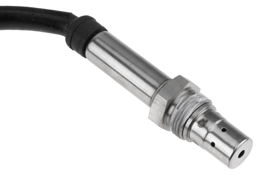 Nox-sensor ureuminspuiting