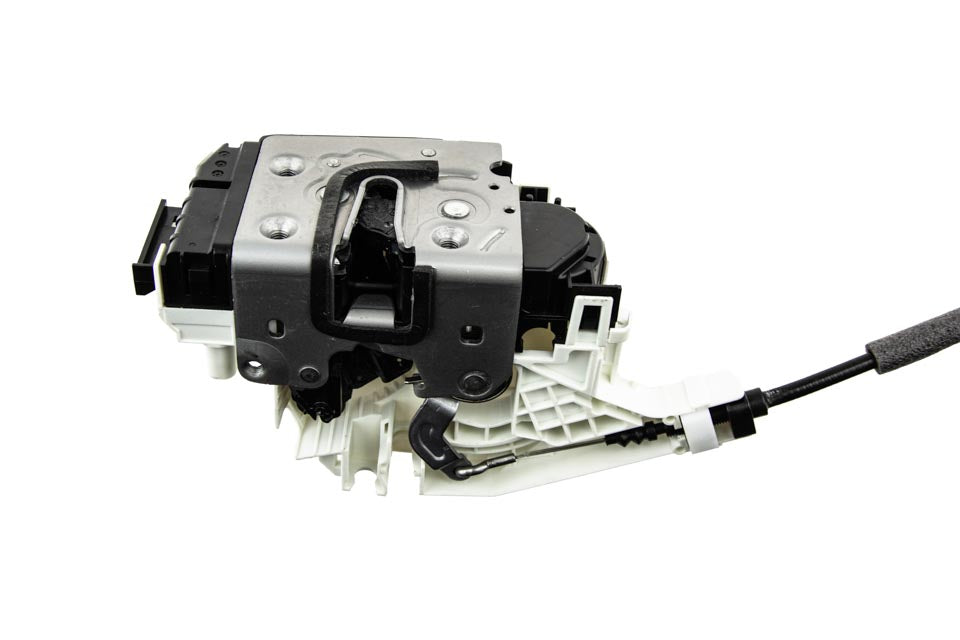 Central Door Lock Actuator Front NTY: EZC-ME-051 OEM 2047201835