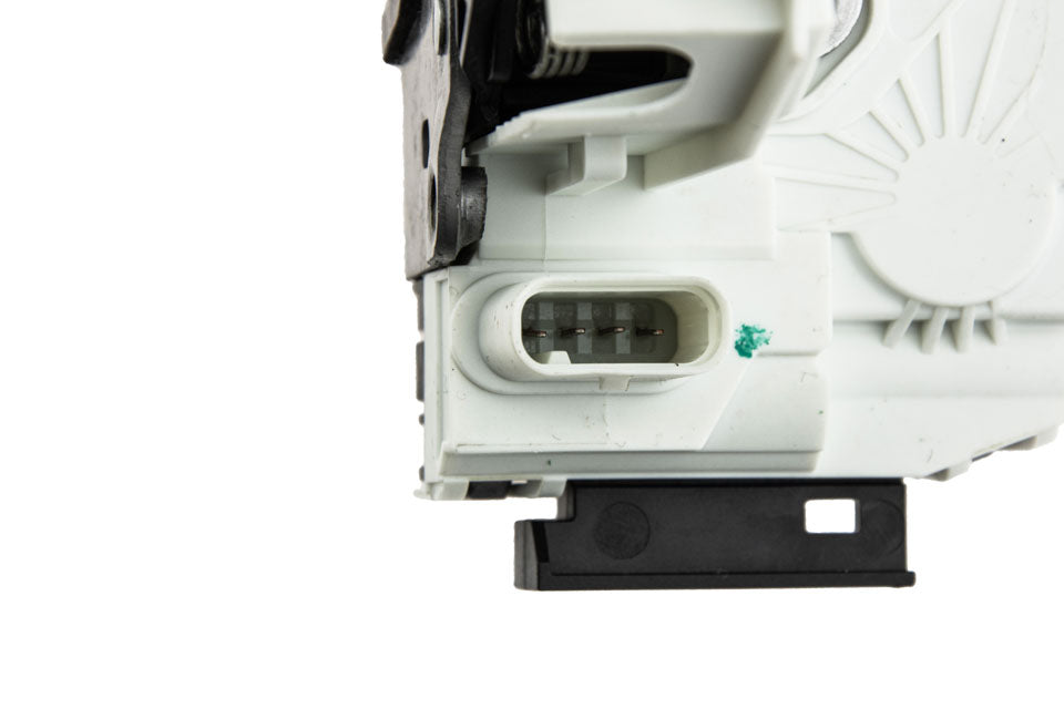 Central Door Lock Actuator Rear NTY: EZC-ME-053 OEM 2047304035