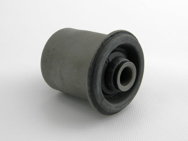 Querlenkerbuchse OEM 45261-65D01