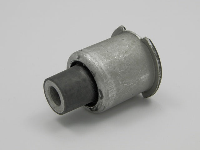 Querlenkerbuchse OEM RGX000080