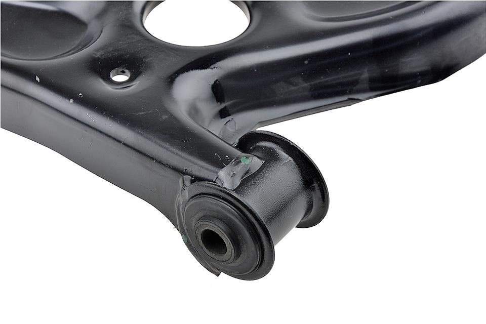 Front Arm OEM 2Q0407152C