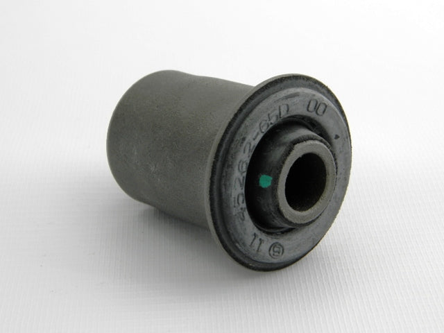 Querlenkerbuchse OEM 45262-65D01