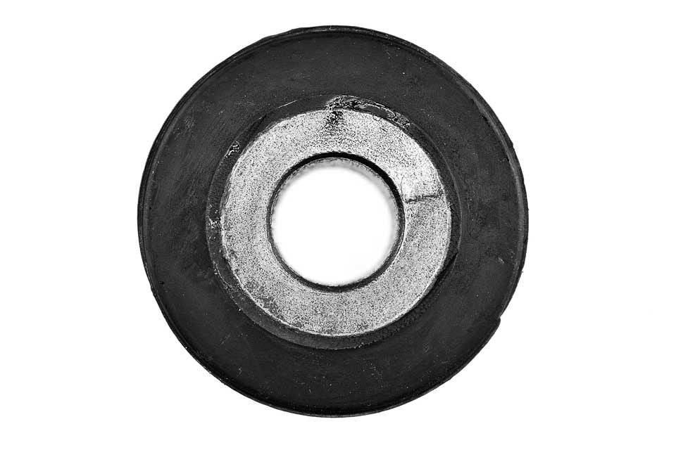 Querlenkerbuchse OEM MN161705