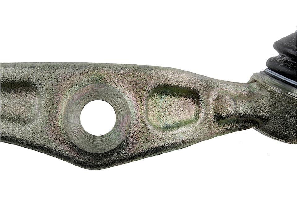 Front Arm NTY: ZWD-ME-028 OEM 2213307807